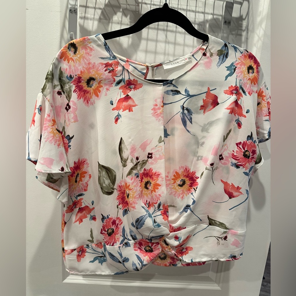 *EUC*Sz M*Lush* blouse